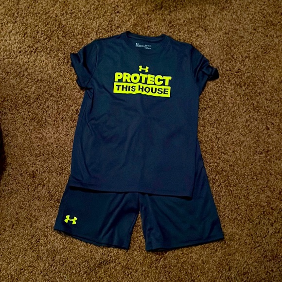 COPY - Boys size L short and tshirt set. Navy with bright green. - Picture 1 of 5